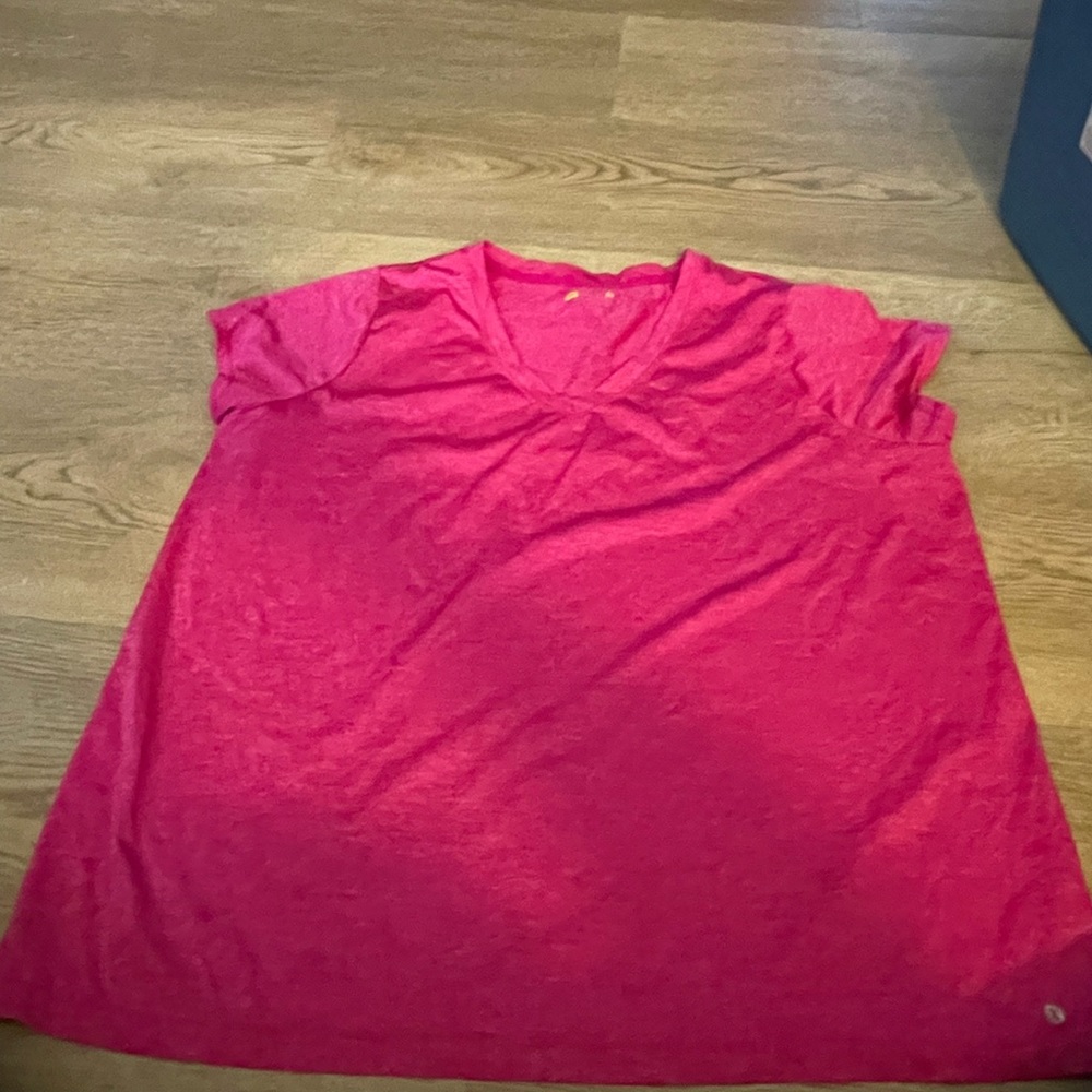 2X Xersion hot pink fitness shirt